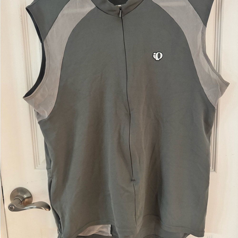Pearl Izumi Dark Gray Cycling Top